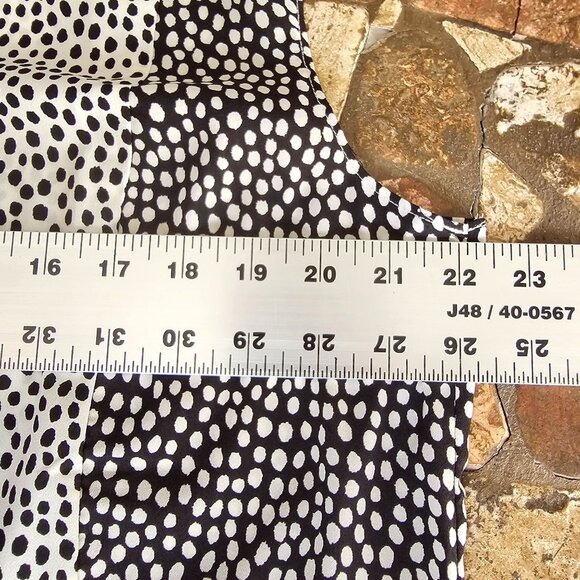 Talbots Womens Polka Dot Sleeveless Blouse XL Black White Lightweight Semisheer - Picture 9 of 10